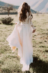 A-line Scoop Neck Tulle Wedding Dress with Appliques Lace & Sweep Train